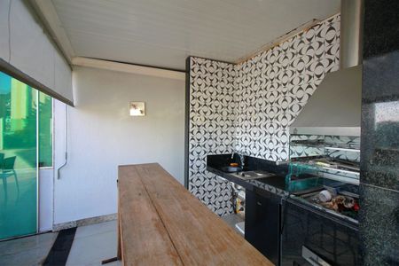 Apartamento à venda com 220m², 4 quartos e 2 vagasEspaço Gourmet