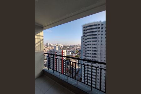 Studio para alugar com 35m², 1 quarto e 1 vaga Studio para alugar com 35m², 1 quarto e 1 vagaVaranda