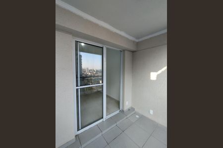 Studio para alugar com 35m², 1 quarto e 1 vaga Studio para alugar com 35m², 1 quarto e 1 vagaVaranda