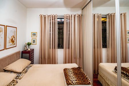 Casa à venda com 130m², 4 quartos e 2 vagasQuarto 1