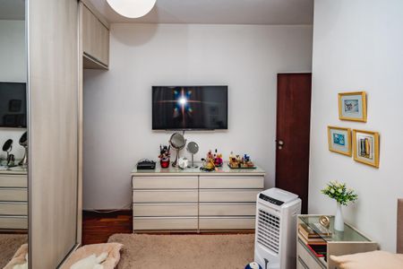 Casa à venda com 130m², 4 quartos e 2 vagasQuarto 1