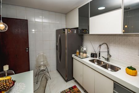Casa à venda com 130m², 4 quartos e 2 vagasCozinha