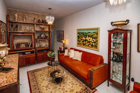 Sala de casa à venda com 4 quartos, 130m² em Serrano, Belo Horizonte