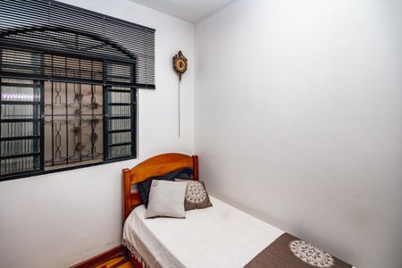 Casa à venda com 130m², 4 quartos e 2 vagasQuarto 3