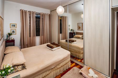 Casa à venda com 130m², 4 quartos e 2 vagasQuarto 1