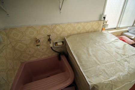 Apartamento à venda com 64m², 1 quarto e sem vagaÁrea de Serviço