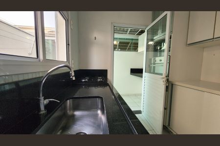 Casa de condomínio à venda com 110m², 3 quartos e 2 vagasCozinha