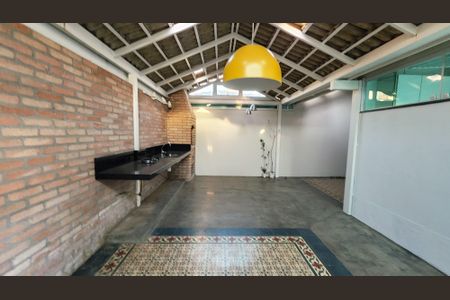 Casa de condomínio à venda com 110m², 3 quartos e 2 vagasÁrea gourmet