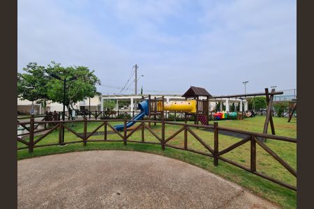 Casa de condomínio à venda com 110m², 3 quartos e 2 vagasÁrea comum - Playground