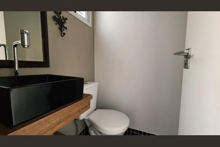 Casa de condomínio à venda com 110m², 3 quartos e 2 vagasLavabo
