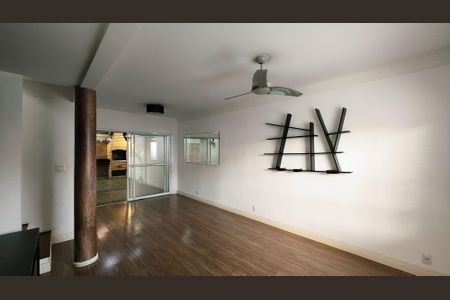 Casa de condomínio à venda com 110m², 3 quartos e 2 vagasSala