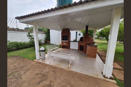 Casa de condomínio à venda com 110m², 3 quartos e 2 vagasÁrea comum - Churrasqueira