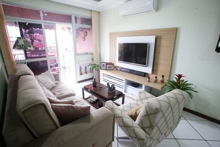 Sala de apartamento à venda com 3 quartos, 100m² em Freguesia (jacarepaguá), Rio de Janeiro