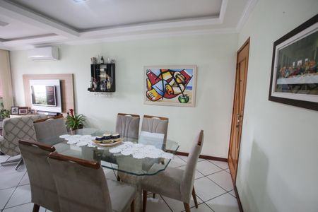 Apartamento para alugar com 100m², 3 quartos e 2 vagasSala