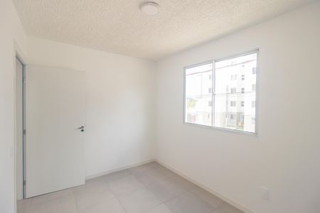 Quarto 1 de apartamento para alugar com 2 quartos, 40m² em Guaratiba, Rio de Janeiro