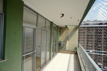 Varanda de apartamento para alugar com 2 quartos, 70m² em Barra da Tijuca, Rio de Janeiro
