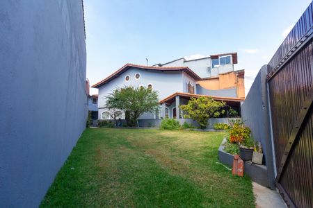 Casa à venda com 168m², 3 quartos e 2 vagas Casa à venda com 168m², 3 quartos e 2 vagasJardim