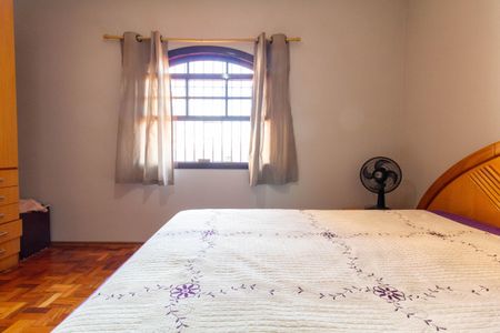 Casa à venda com 168m², 3 quartos e 2 vagas Casa à venda com 168m², 3 quartos e 2 vagasSuíte 1