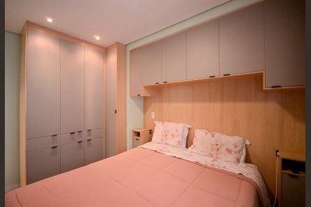 Apartamento à venda com 52m², 2 quartos e 2 vagas Apartamento à venda com 52m², 2 quartos e 2 vagasQuarto 2