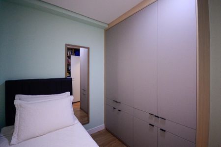 Apartamento à venda com 52m², 2 quartos e 2 vagas Apartamento à venda com 52m², 2 quartos e 2 vagasQuarto 1