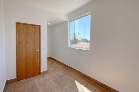 Casa de condomínio à venda com 83m², 3 quartos e 1 vagaSuite