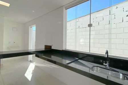 Casa de condomínio à venda com 83m², 3 quartos e 1 vagaCozinha