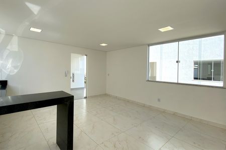 Sala de casa de condomínio à venda com 3 quartos, 83m² em Trevo, Belo Horizonte