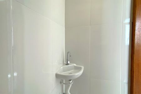 Lavabo da Sala de casa de condomínio à venda com 3 quartos, 83m² em Trevo, Belo Horizonte