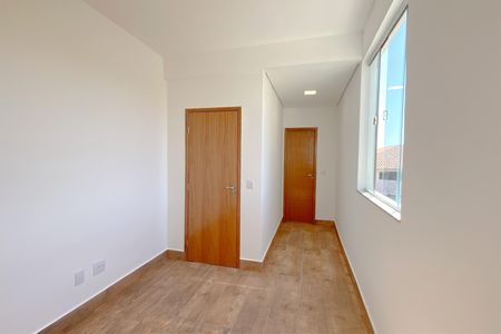 Casa de condomínio à venda com 83m², 3 quartos e 1 vagaSuite