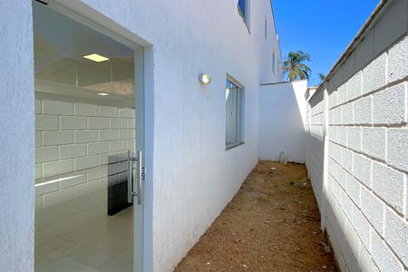 Casa de condomínio para alugar com 83m², 3 quartos e 1 vagaArea preivativa