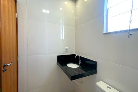 Casa de condomínio à venda com 83m², 3 quartos e 1 vagaBanheiro