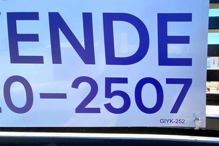 Casa de condomínio à venda com 83m², 3 quartos e 1 vagaPlaca