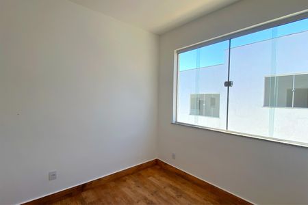 Casa de condomínio à venda com 83m², 3 quartos e 1 vagaQuarto 3