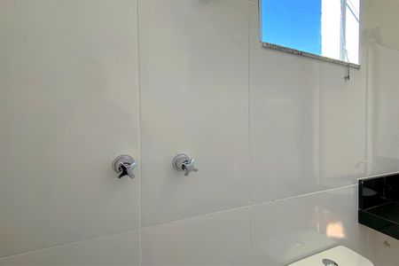 Casa de condomínio à venda com 84m², 3 quartos e 1 vagaBanheiro da Suíte