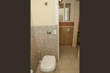 Casa à venda com 200m², 4 quartos e 1 vaga Casa à venda com 200m², 4 quartos e 1 vagaLavabo