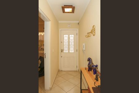 Casa à venda com 200m², 4 quartos e 1 vaga Casa à venda com 200m², 4 quartos e 1 vagaEntrada