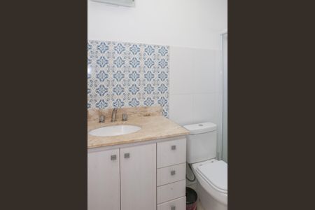 Casa à venda com 200m², 4 quartos e 1 vaga Casa à venda com 200m², 4 quartos e 1 vagaBanheiro da Suíte 3