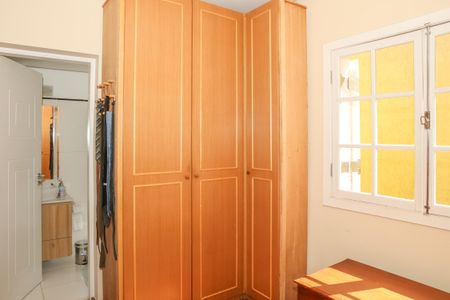 Casa à venda com 200m², 4 quartos e 1 vaga Casa à venda com 200m², 4 quartos e 1 vagaSuíte 2