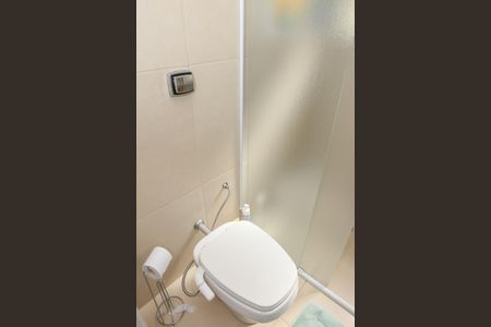 Casa à venda com 200m², 4 quartos e 1 vaga Casa à venda com 200m², 4 quartos e 1 vagaBanheiro da Suíte 1