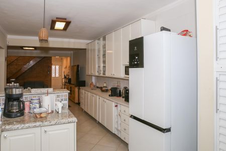 Casa à venda com 200m², 4 quartos e 1 vaga Casa à venda com 200m², 4 quartos e 1 vagaCozinha