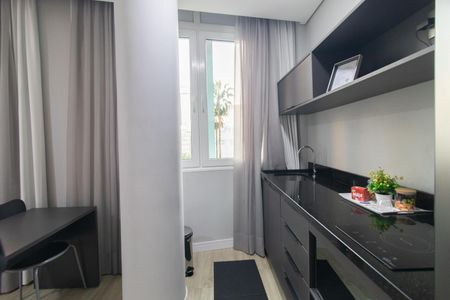 Cozinha de kitnet/studio para alugar com 1 quarto, 30m² em Centro Histórico, Porto Alegre