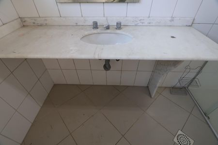 Casa para alugar com 300m², 4 quartos e 3 vagasBanheiro da Suíte