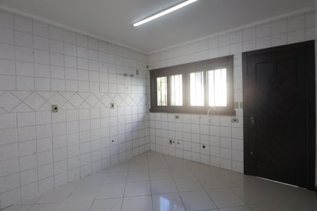 Casa para alugar com 300m², 4 quartos e 3 vagasCozinha