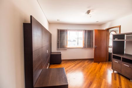 Casa de condomínio à venda com 1450m², 5 quartos e 3 vagasSuíte 4