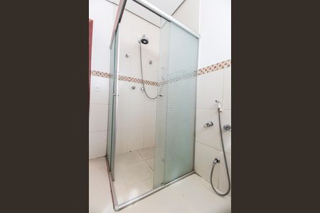 Casa de condomínio à venda com 1450m², 5 quartos e 3 vagasBanheiro da Suíte