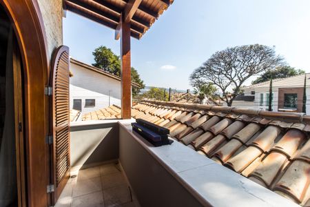 Casa de condomínio à venda com 1450m², 5 quartos e 3 vagasVaranda