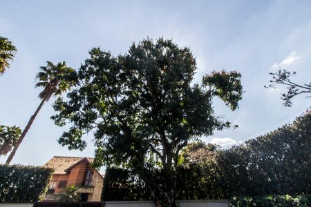 Casa de condomínio à venda com 1450m², 5 quartos e 3 vagasQuintal