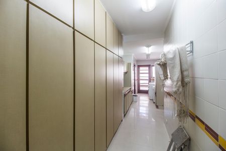 Casa de condomínio à venda com 1450m², 5 quartos e 3 vagasÁrea de Serviço