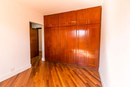 Casa de condomínio à venda com 1450m², 5 quartos e 3 vagasSuíte 3