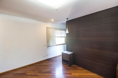 Casa de condomínio à venda com 1450m², 5 quartos e 3 vagasSuíte 5